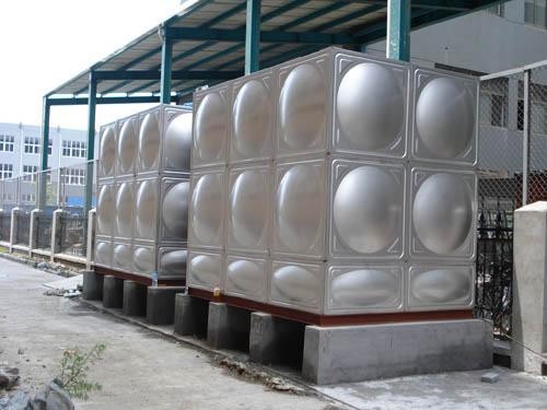 Stainless steel water tank